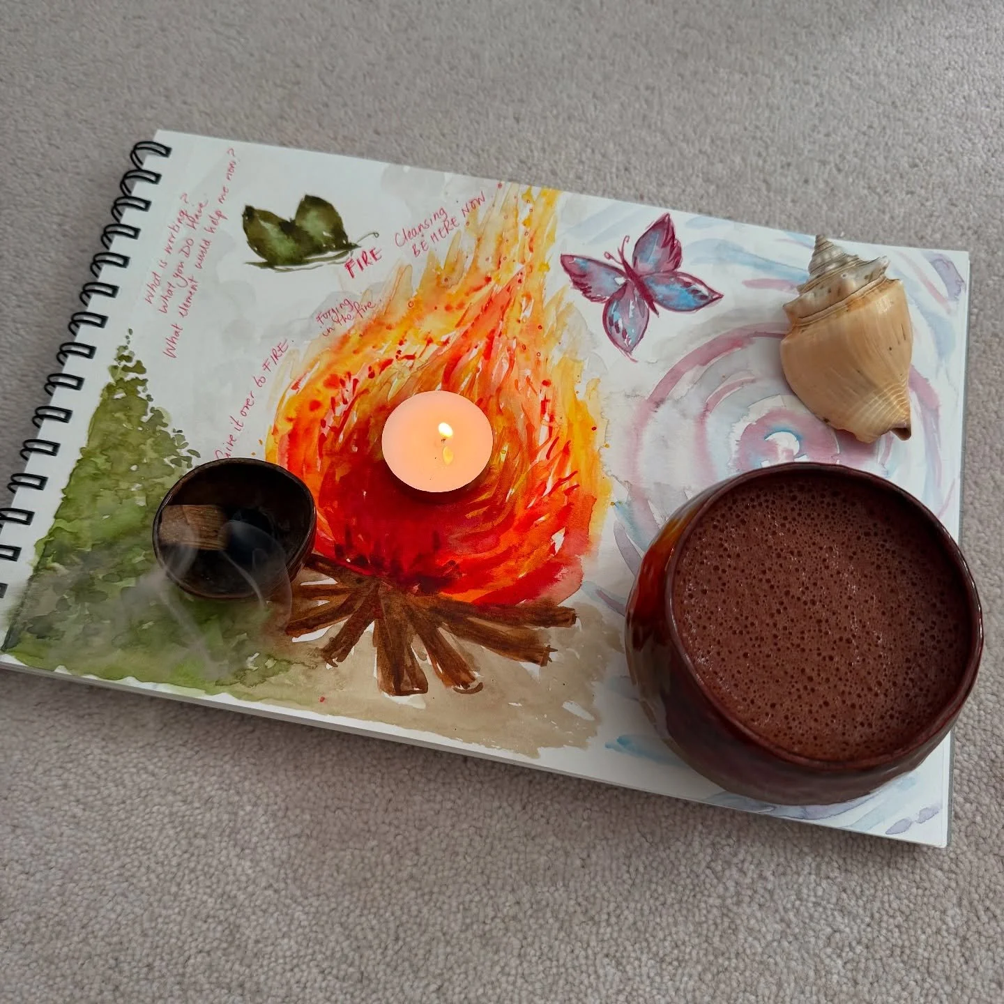 Fire Altar today for the 1st of July❤️&zwj;🔥
June you had so many lessons and for that I am grateful. Truly a phase of integration after so much expansion. But it&rsquo;s always both. The expansion and the integration, the embodiment, putting it int