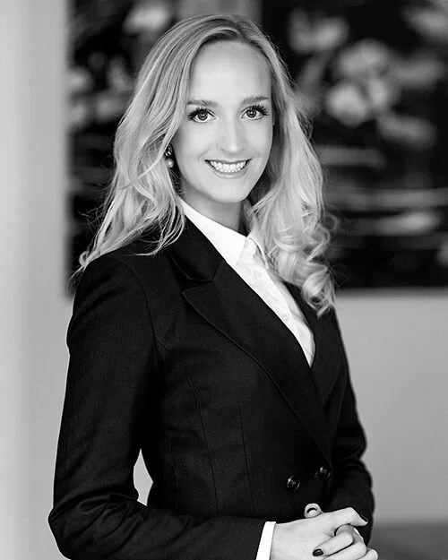 Karolin Jönsson – advokat på Sweger & Boström