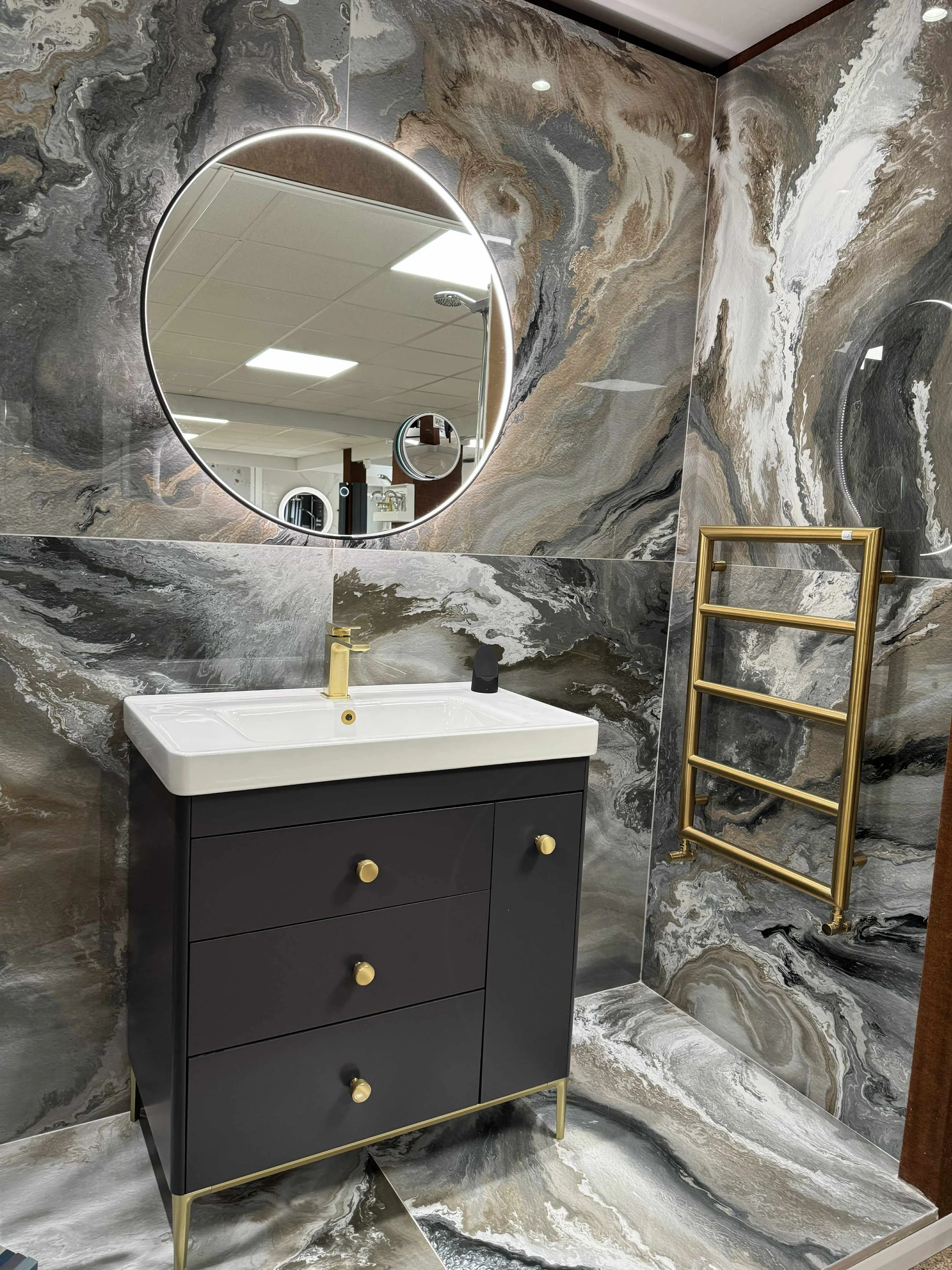 d430bd46-65b9-4735-a8aa-8cce774f4629.jfif