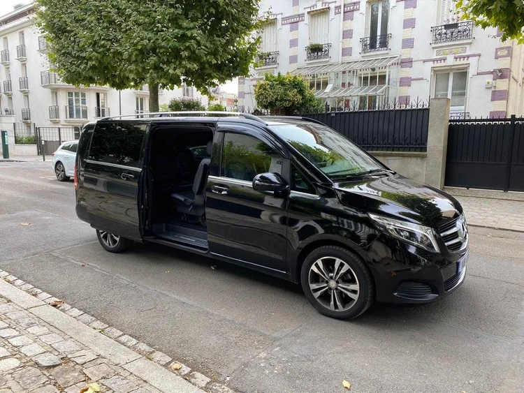 Mercedes V-class