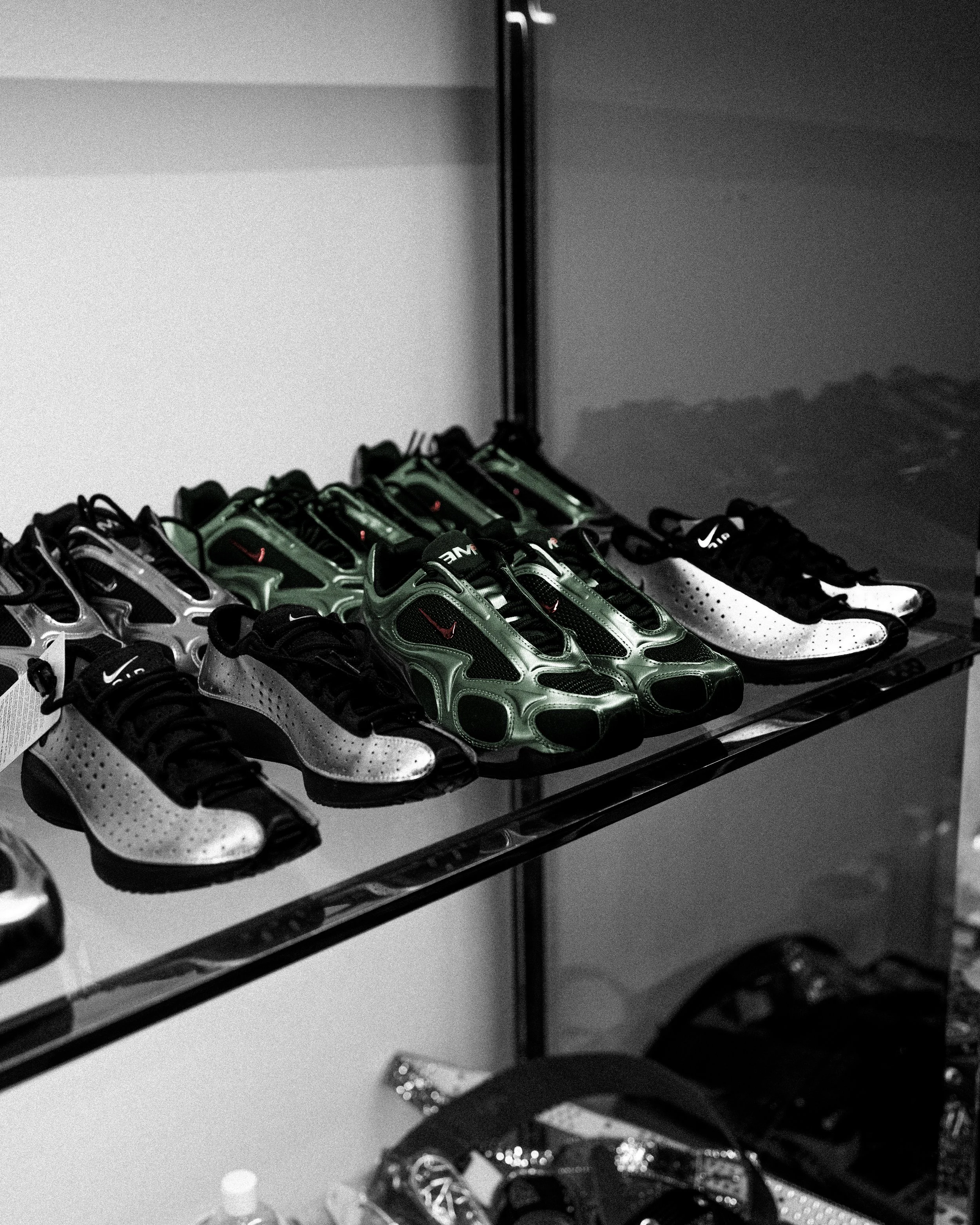NIKE AIR MAX_-2.jpg