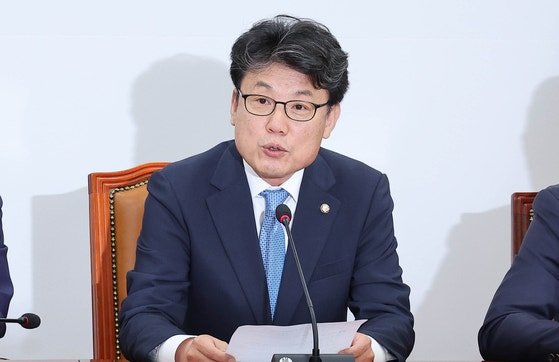 🟡 Propuesta de reforma fiscal en Corea desata oposición: Se reactiva umbral de 10 mil millones para considerar “gran accionista”