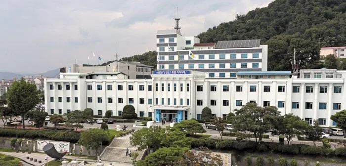 🟡 [One Dead, Several Infected After Spinal Injection – Structural Infection Control Failure Suspected in Gangneung]