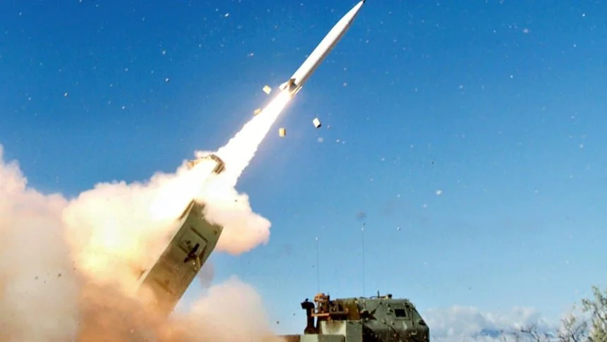 🟡 [U.S. Deploys 'Dark Eagle' in Australia: Hypersonic Dagger Before China’s Second Island Chain]