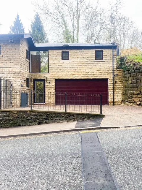 A two-storey cliff side extension to produce an extra bedroom and en-suite. Knaresborough, North Yorkshire.