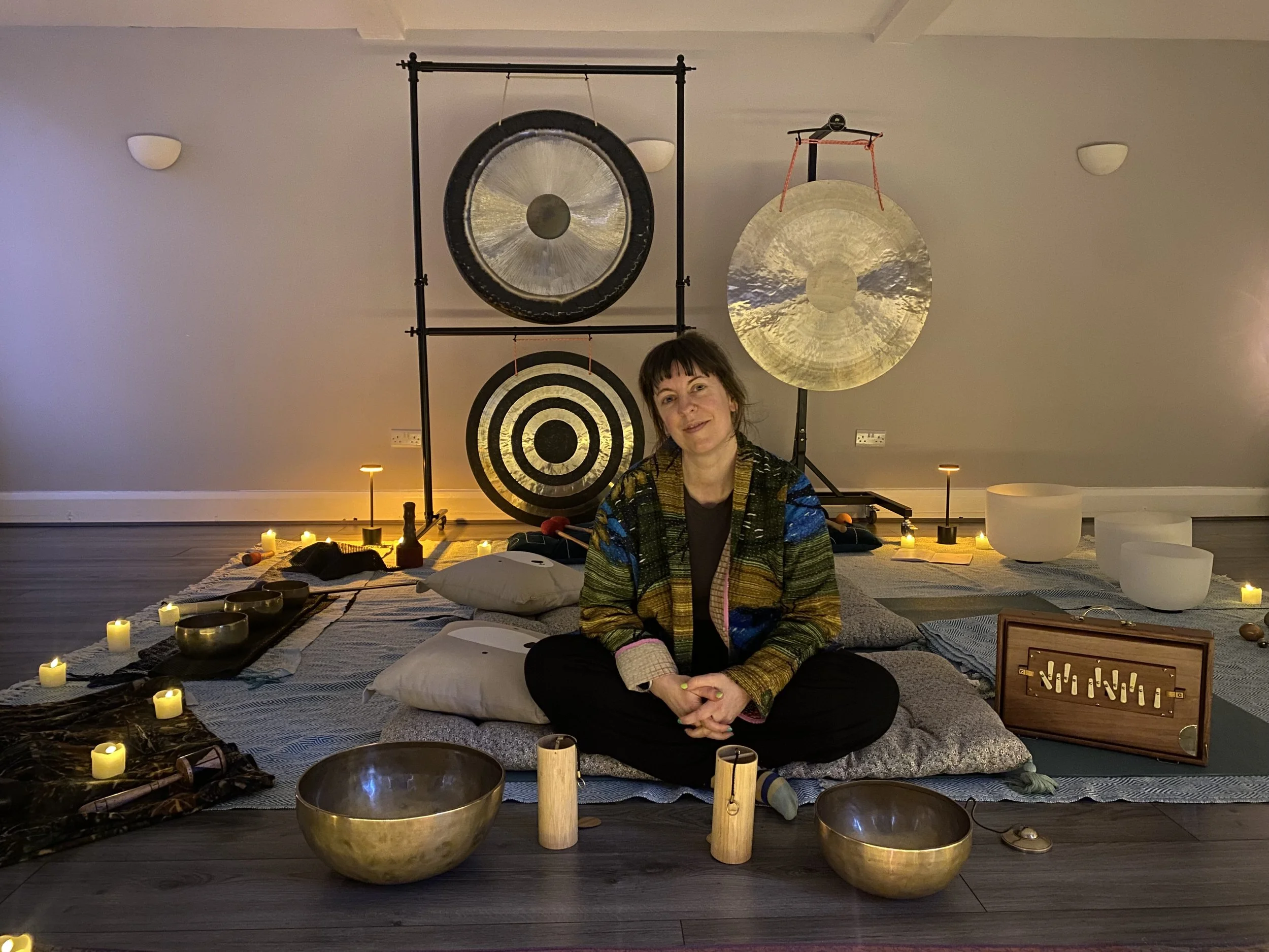 What Are Sound Baths? A Beginner’s Guide!
