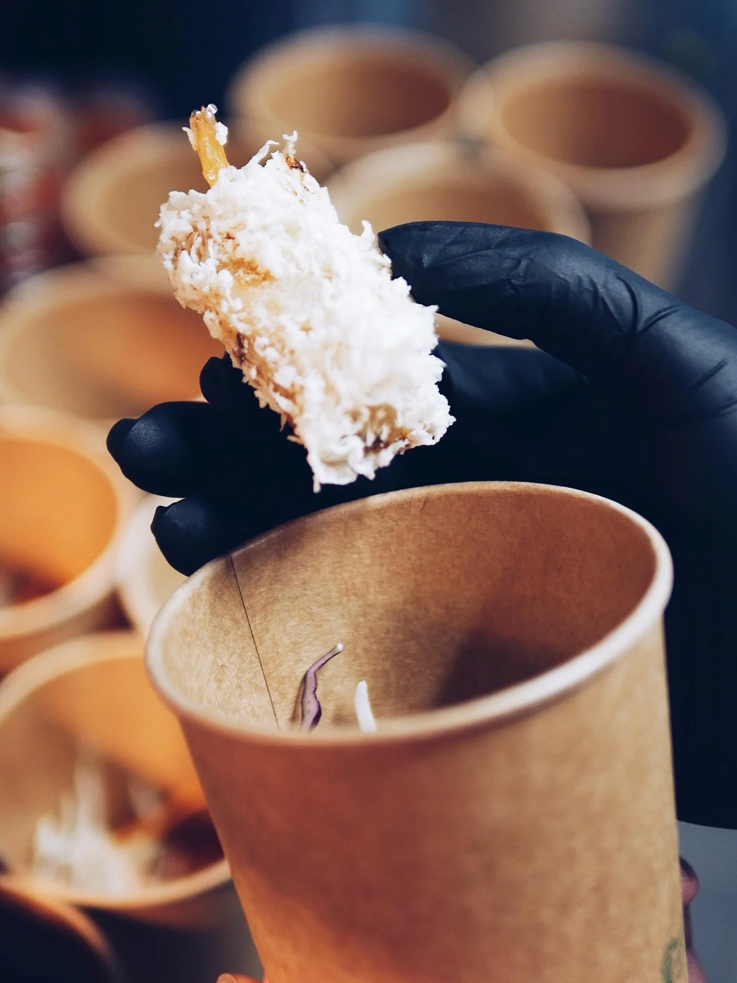 G&Ouml;NN DIR DEINE ASIA-PAUSE 🥢💫

Mach kurz Pause vom Alltag &ndash; wir liefern den Geschmack dazu.
Frisch, lecker, unkompliziert. 🔥

#vydelivery #modernasian #asianfood #delivery #genuss