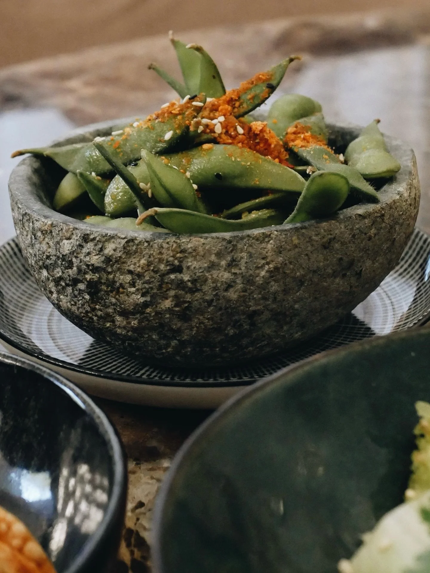 DEIN FAVORIT, NUR EINEN KLICK ENTFERNT 📲🍜

Kein Kochen, kein Abwasch &ndash; nur Genuss.
So einfach kann gutes Essen sein. 😋

#vydelivery #asianfood #lieferservice #essen #foodlover