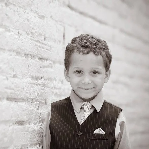 Package 3: Individual Portrait Session (Prints and Framed Images)