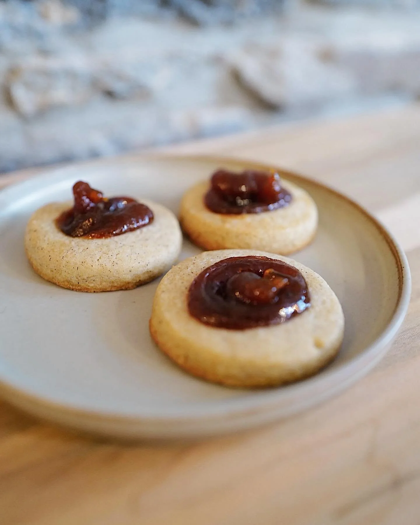 Say hello to our new Pepas✨ delicious cookies with quince paste make this a perfect fall treat! Always artesanales - home made with love🫶

#dmvfoodie #georgetowndc #georgetown #georgetownuniversity #dmvcoffee #florcoffeeshop #dmvcoffeeshop #georgeto