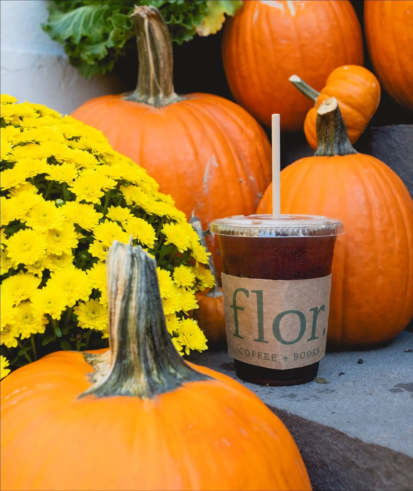 Halloween poured into a cup ☕️ 🎃
Stop in for our pumpkin spice or try our Argentine dulce de leche latte for a treat.

Have a safe and spooky Halloween 👻 
Xoxo- Flor