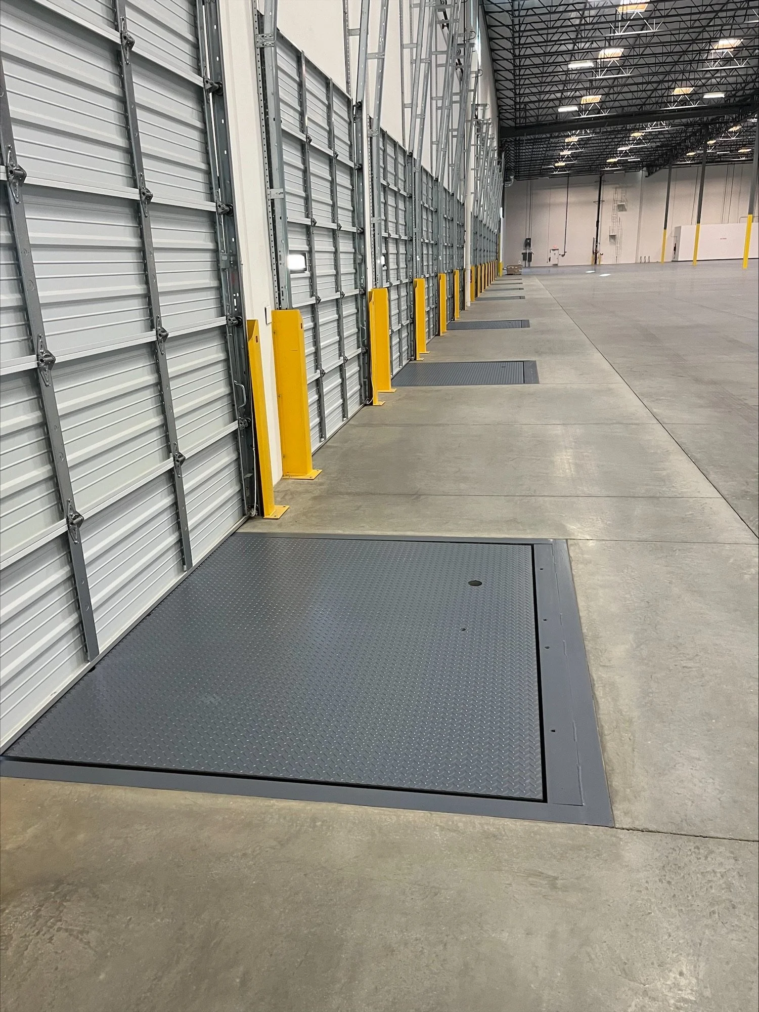 inside dock doors 2.jpeg