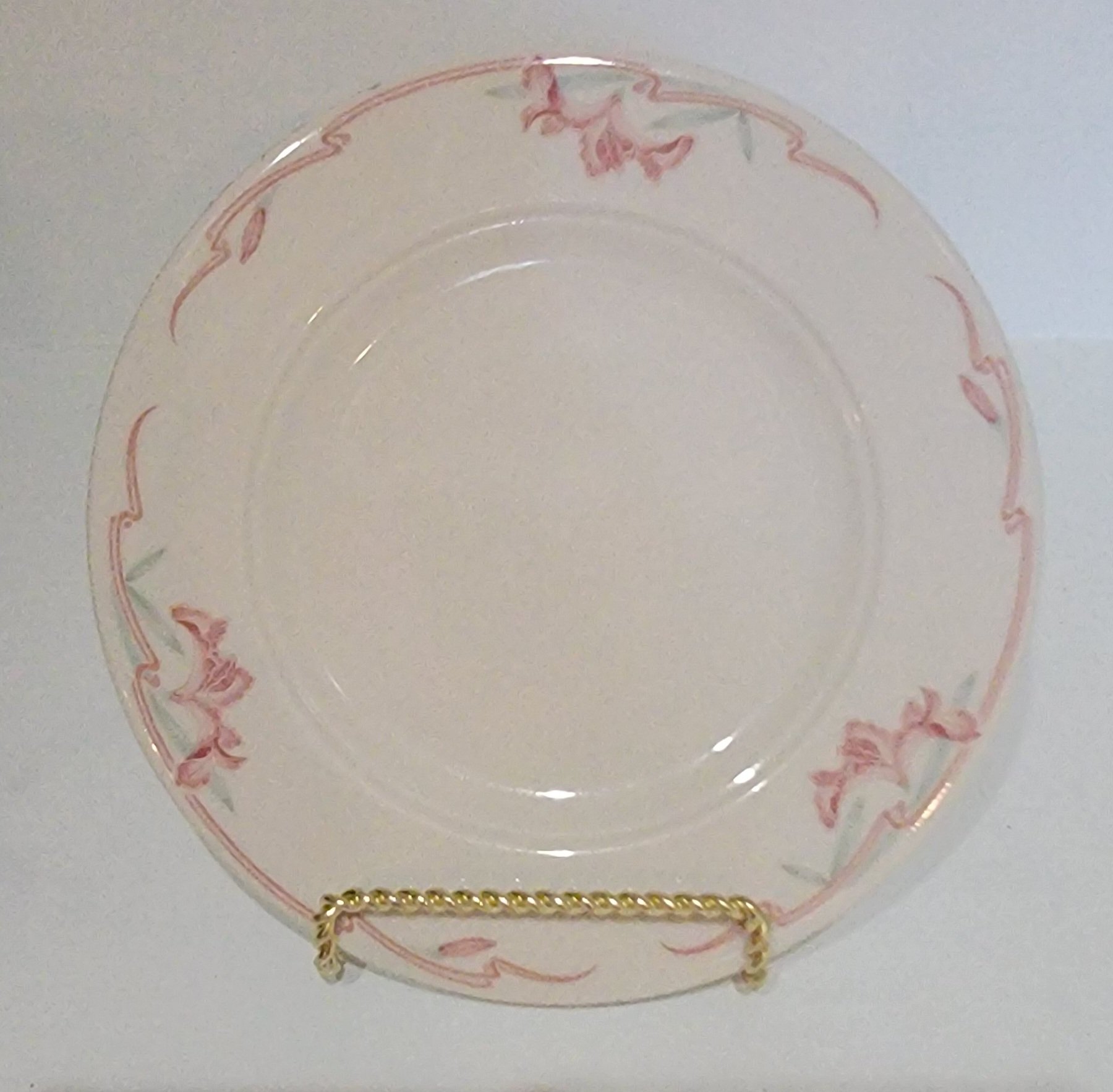 Homer Laughlin China •
Dessert/Bread and Butter Plate •
Quantity in Stock: 2