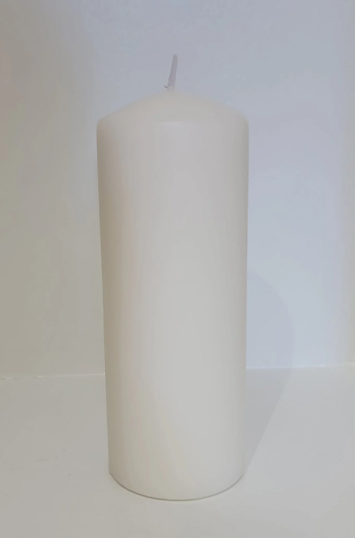 8" Tall 3" Diameter White Pillar Candle •
Quantity in Stock: 6