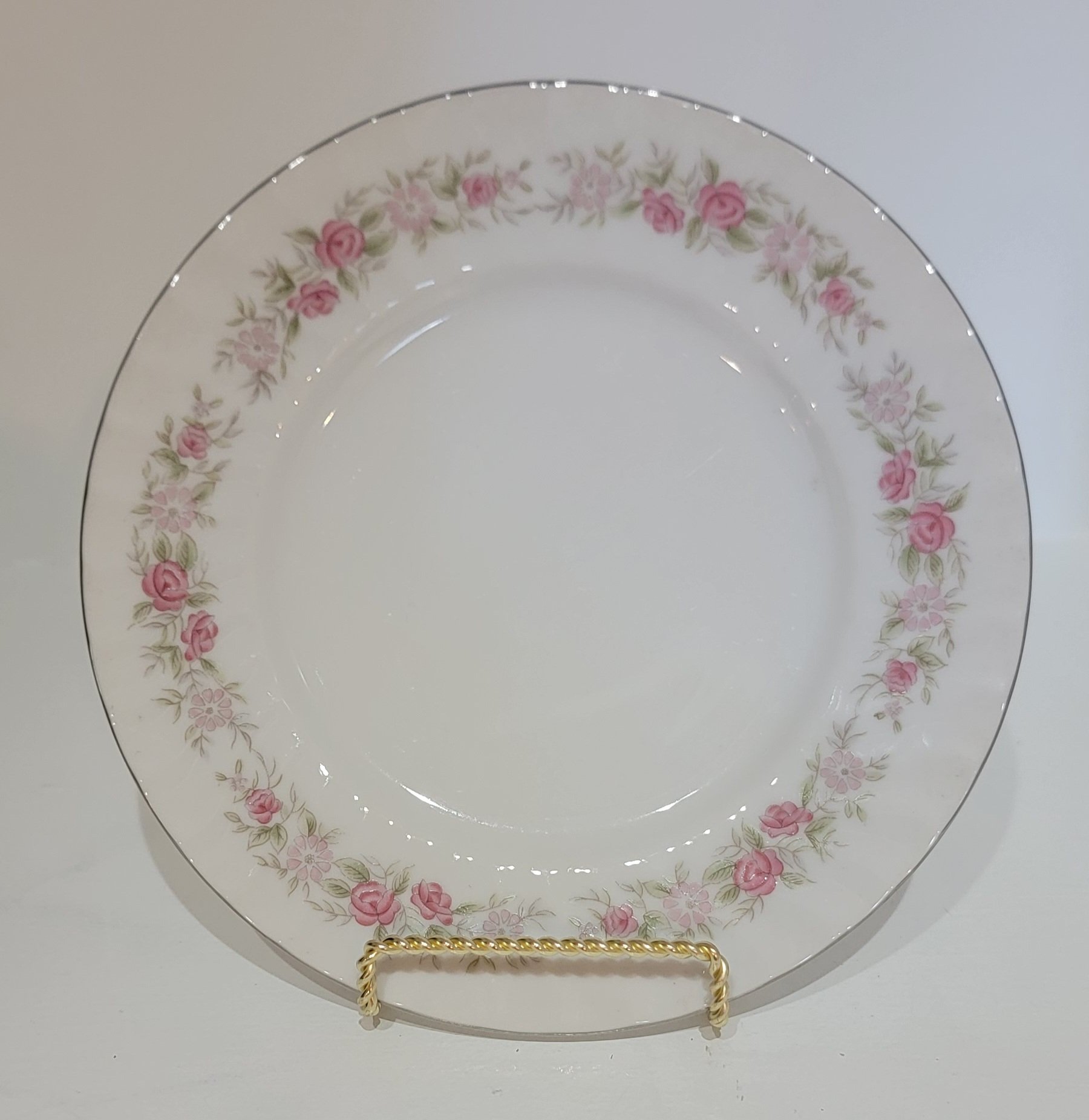 Dansico Japan Teahouse Rose •
Dinner Plate •
Quantity in Stock: 11