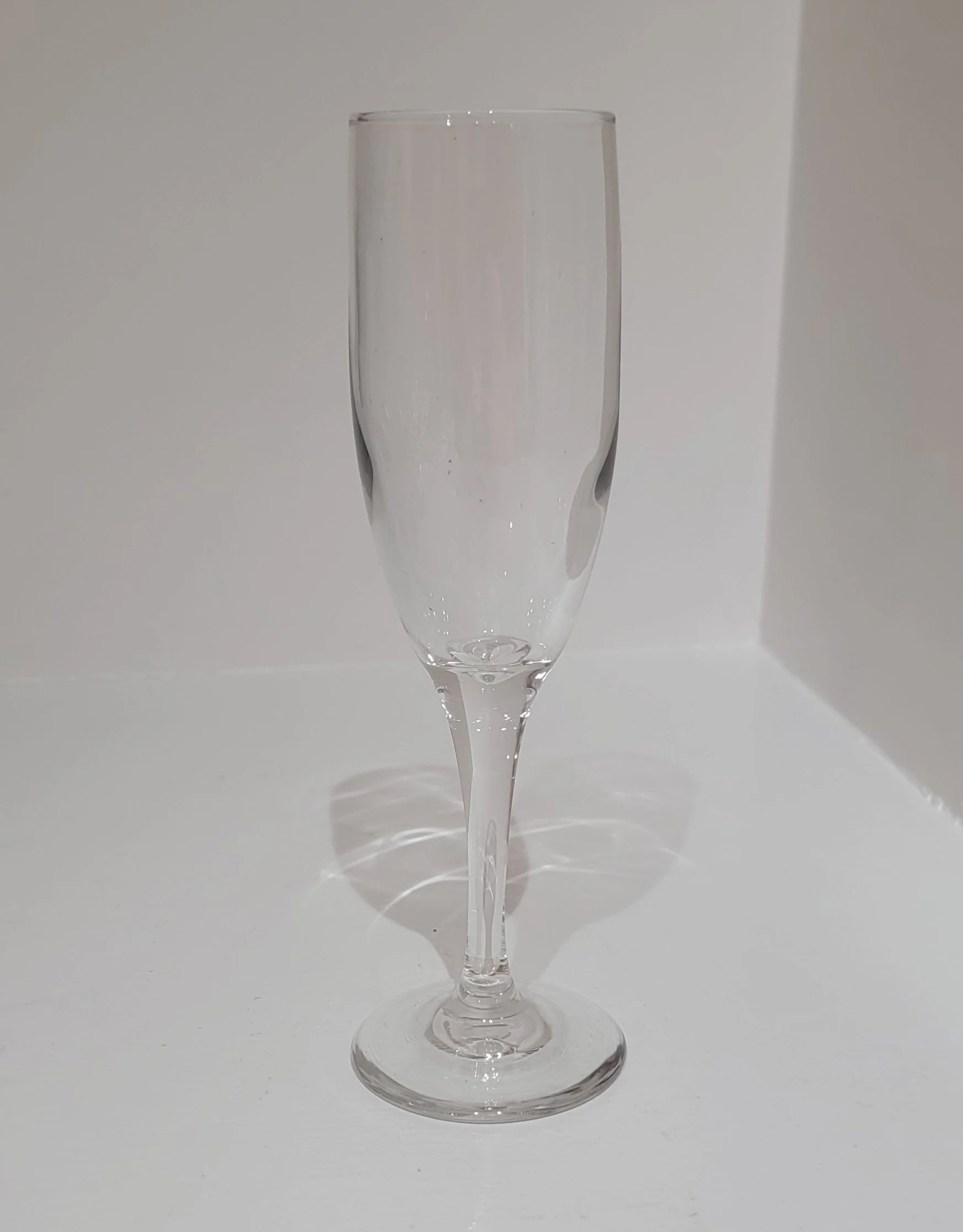6 oz. champagne flute • Quantity in Stock: 132