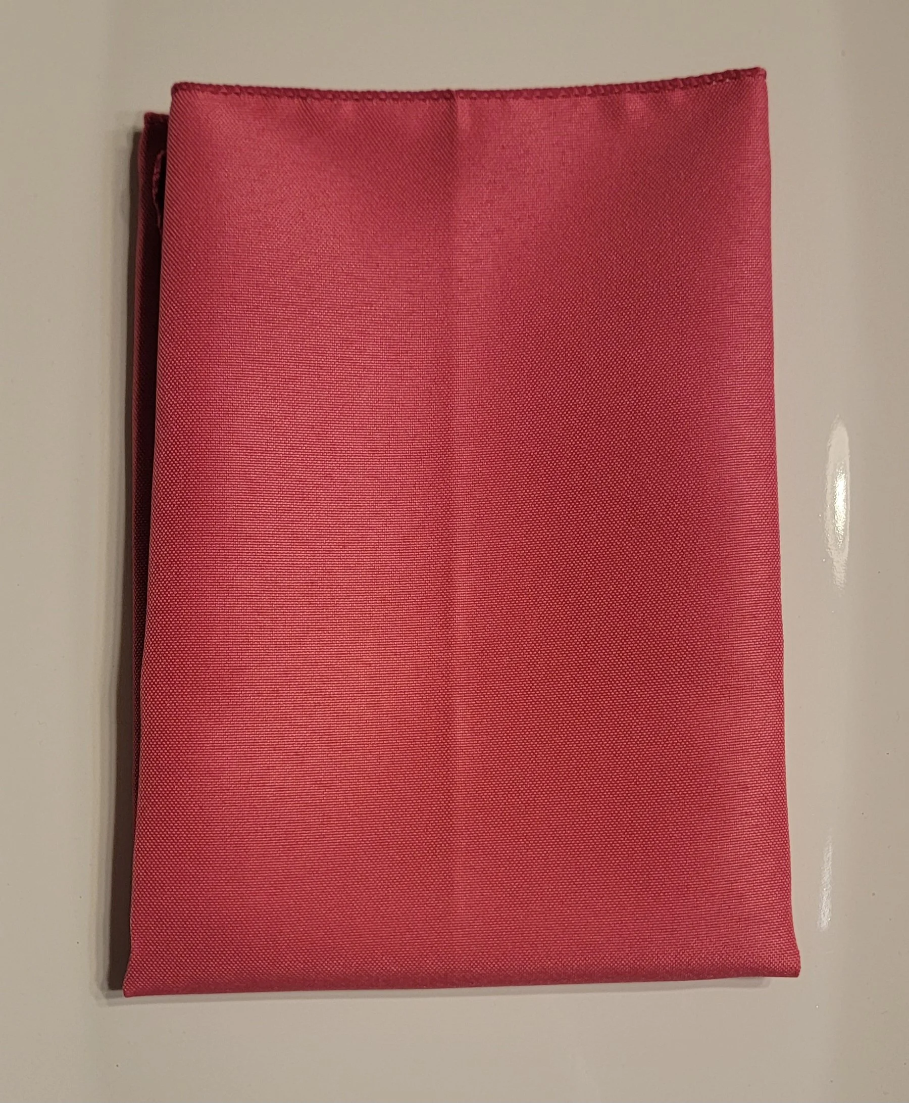 Fuschia Polyester Cloth Napkins •
17" x 17" •
Quantity in Stock: 15