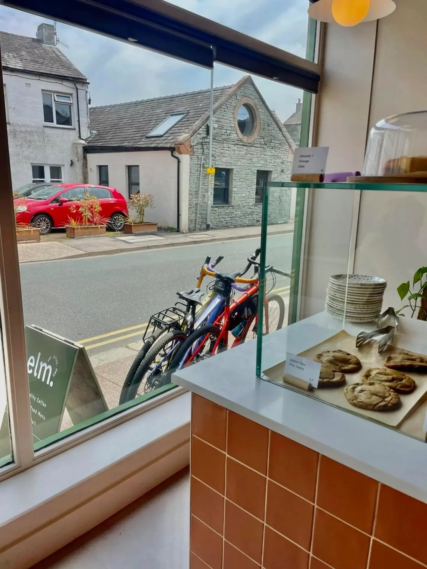 Shout out to @elm.cafe.lakedistrict for the beautiful space they have created and the amazing coffee and cakes! Emily and Reece were the first venue in Keswick to support my business by showcasing my art around the cafe. To those who have come in for