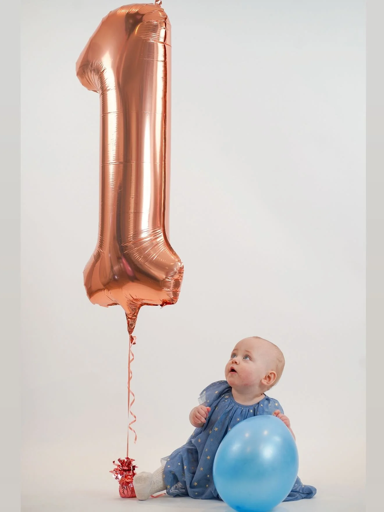 Just 4 of the 250 photos taken this morning for a 1st birthday shoot 🥹❤️📸

These were all taken in our mini pause - a 30 minute session - where you can take unlimited photos and get them all sent to you the same day! ❤️ Costing just &pound;39🌟

If