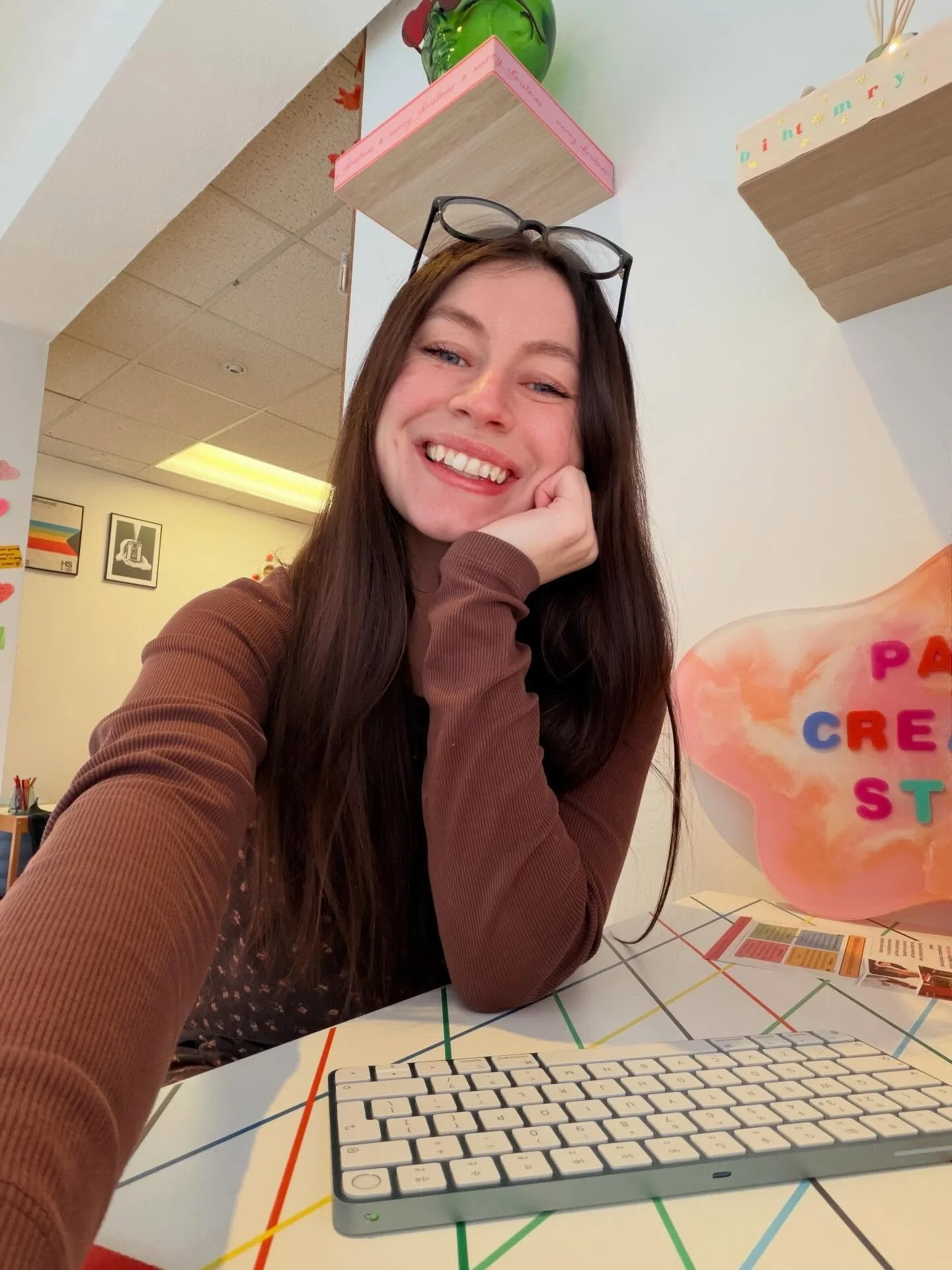 Hello! Here to say a BIG thank you for all the bookings in 2026 so far 😍

👩🏻&zwj;💻We&rsquo;ve had co-working bookings
📸 Self-portrait photoshoots for personal branding and kids birthdays 
🎉 Studio hire for filming days, birthday parties and mor