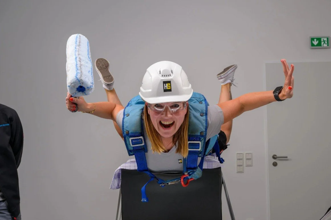 Heinrich Schmid making of frau.jpg