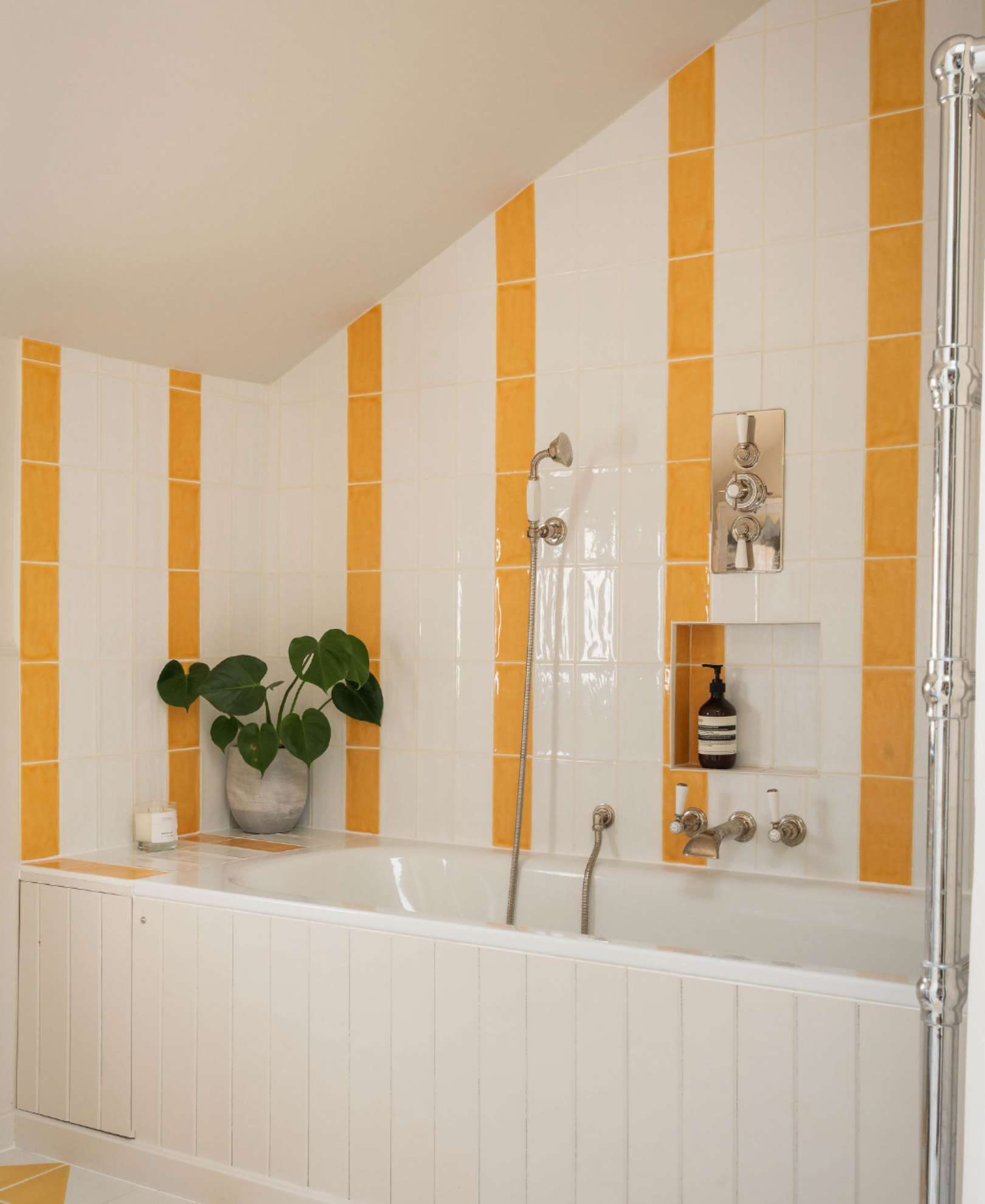 SH_BATHROOMS_8.png