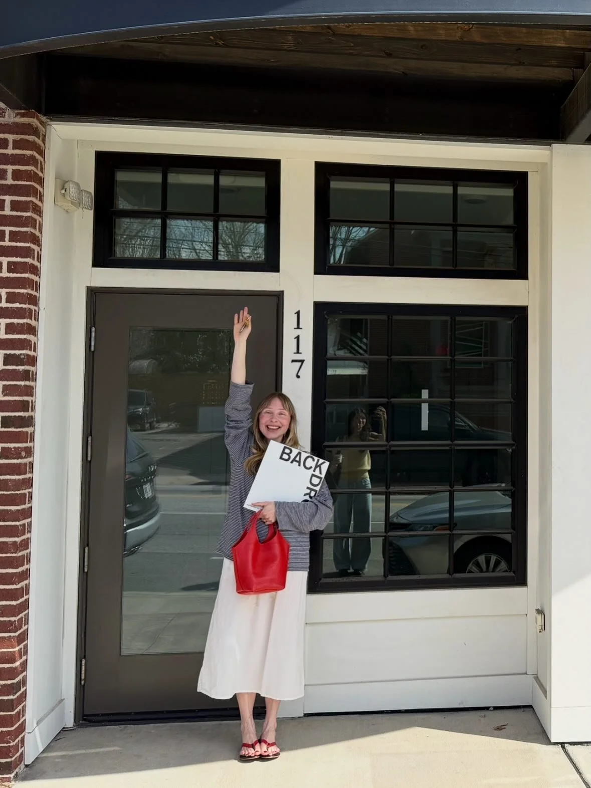 The making of Mend Clinic 🌀

1: picking up keys :)
2: Mac pulling up flooring
3: Toad polishing concrete
4: checking out the paint job
5: fun unboxing day
6: handy helpers 
7 &amp; 8: Sadie working her magic
9 &amp; 10: finishing touches