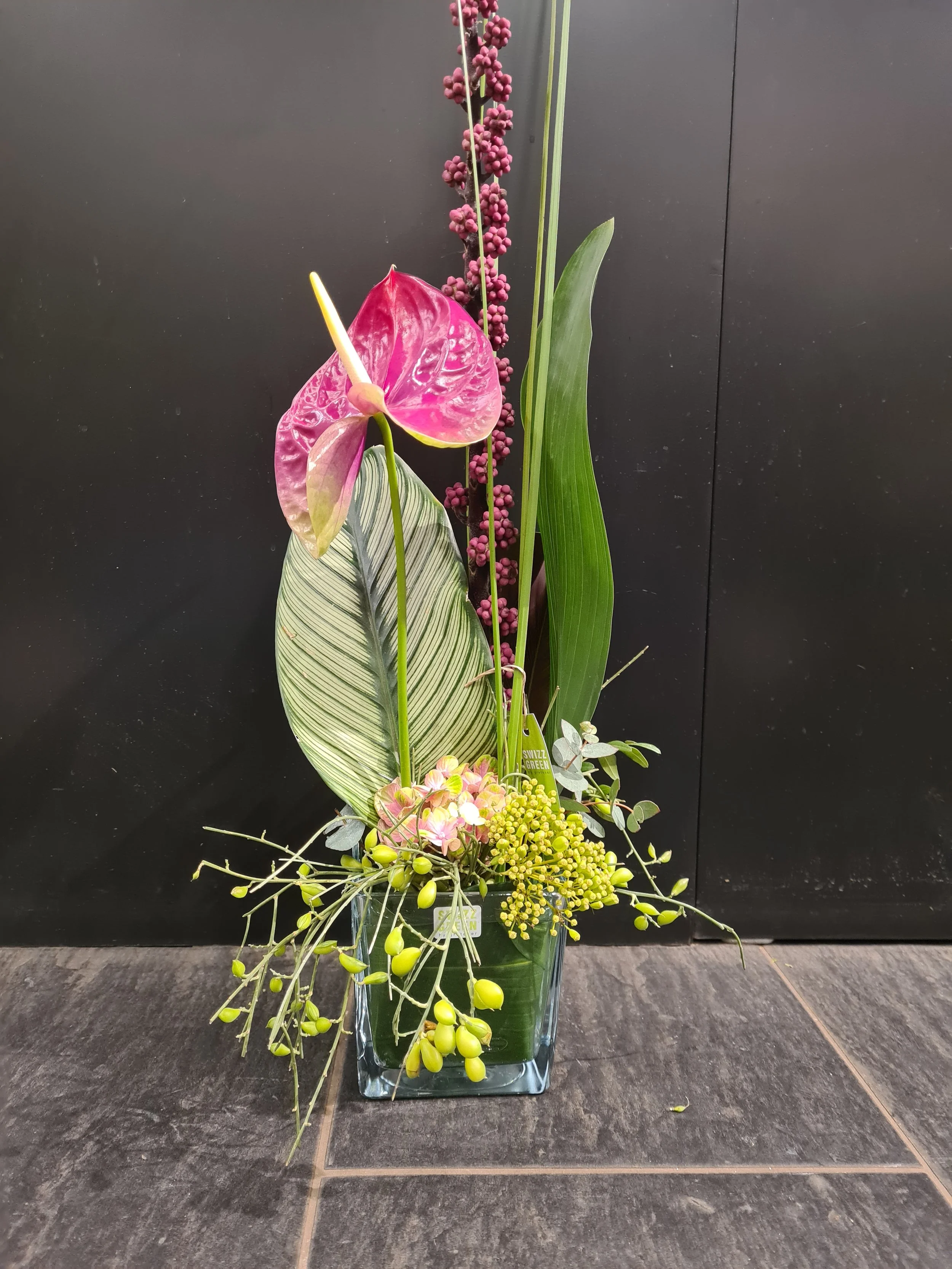 Gesteck mit exotischen Blüten