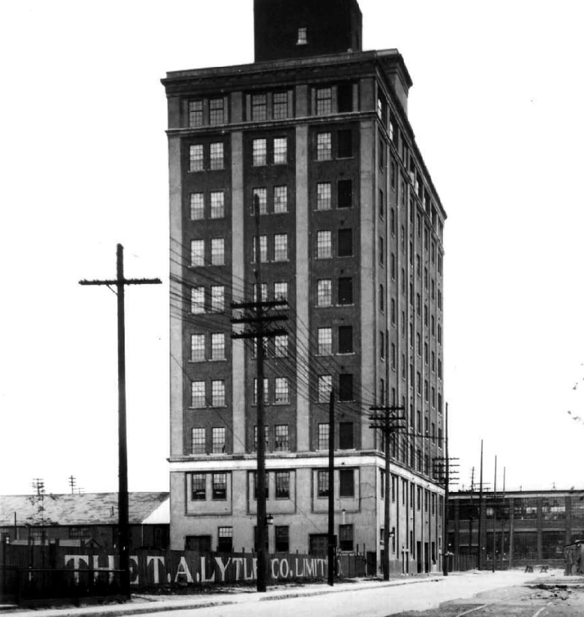 auto-bldg-carousel 17@2x.jpg