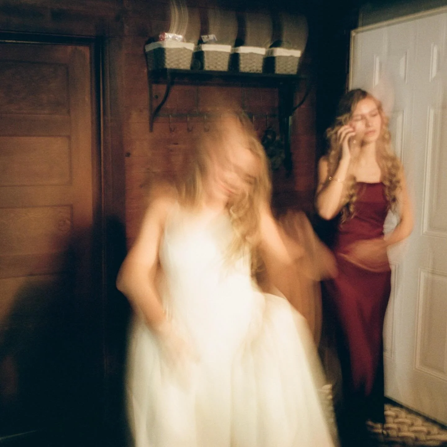 Feels kind of criminal that I haven&rsquo;t shared this wedding with the world until now

But I LOVE YOU @kayleicarlton