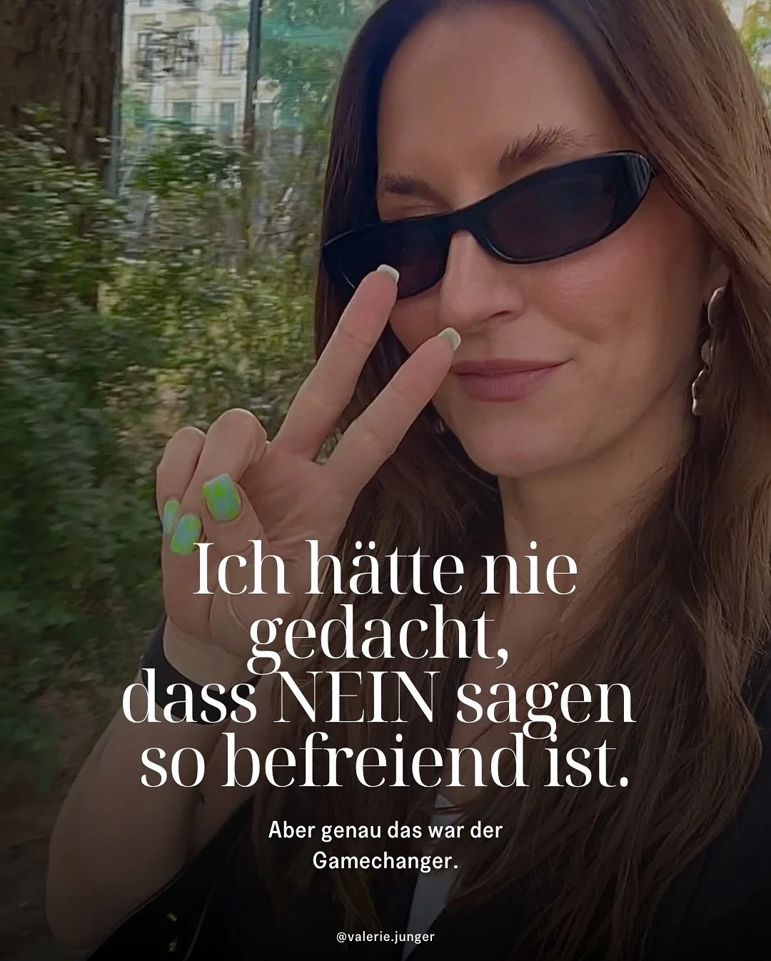 Ich hab nicht gerade erst gelernt, Nein zu sagen. Ich sag&rsquo;s schon lange. Und eigentlich echt gerne. Aber heute sag ich&rsquo;s noch viel klarer. Schneller. Und vor allem ohne schlechtes Gewissen.

Weil ich meine Energie kenne. Weil ich meinen W