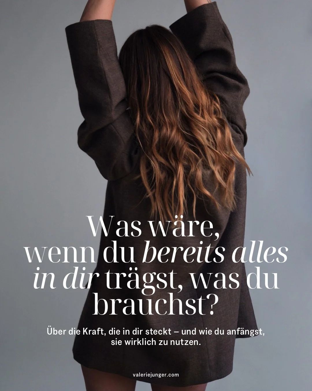 Was w&auml;re, wenn du bereits alles in dir tr&auml;gst, was du brauchst?

Wir suchen Antworten oft im Au&szlig;en. Den richtigen Job, die richtige Entscheidung, die richtige Version von uns. Dabei beginnt alles mit einer einzigen F&auml;higkeit: sic