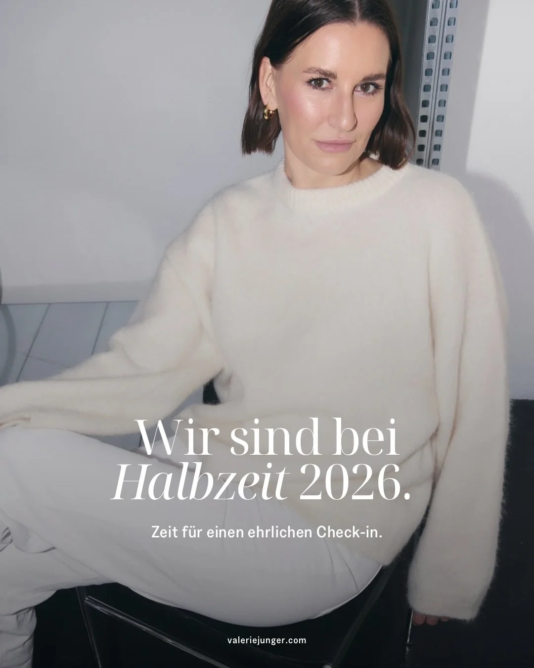 Anfang Januar hattest du eine Vision. Jetzt, sechs Monate sp&auml;ter: Wie sieht es wirklich aus? Was hat sich ver&auml;ndert &ndash; in dir, in deiner Arbeit, in dem, was du willst? Und was brauchst du, um die zweite Jahresh&auml;lfte bewusst und mi