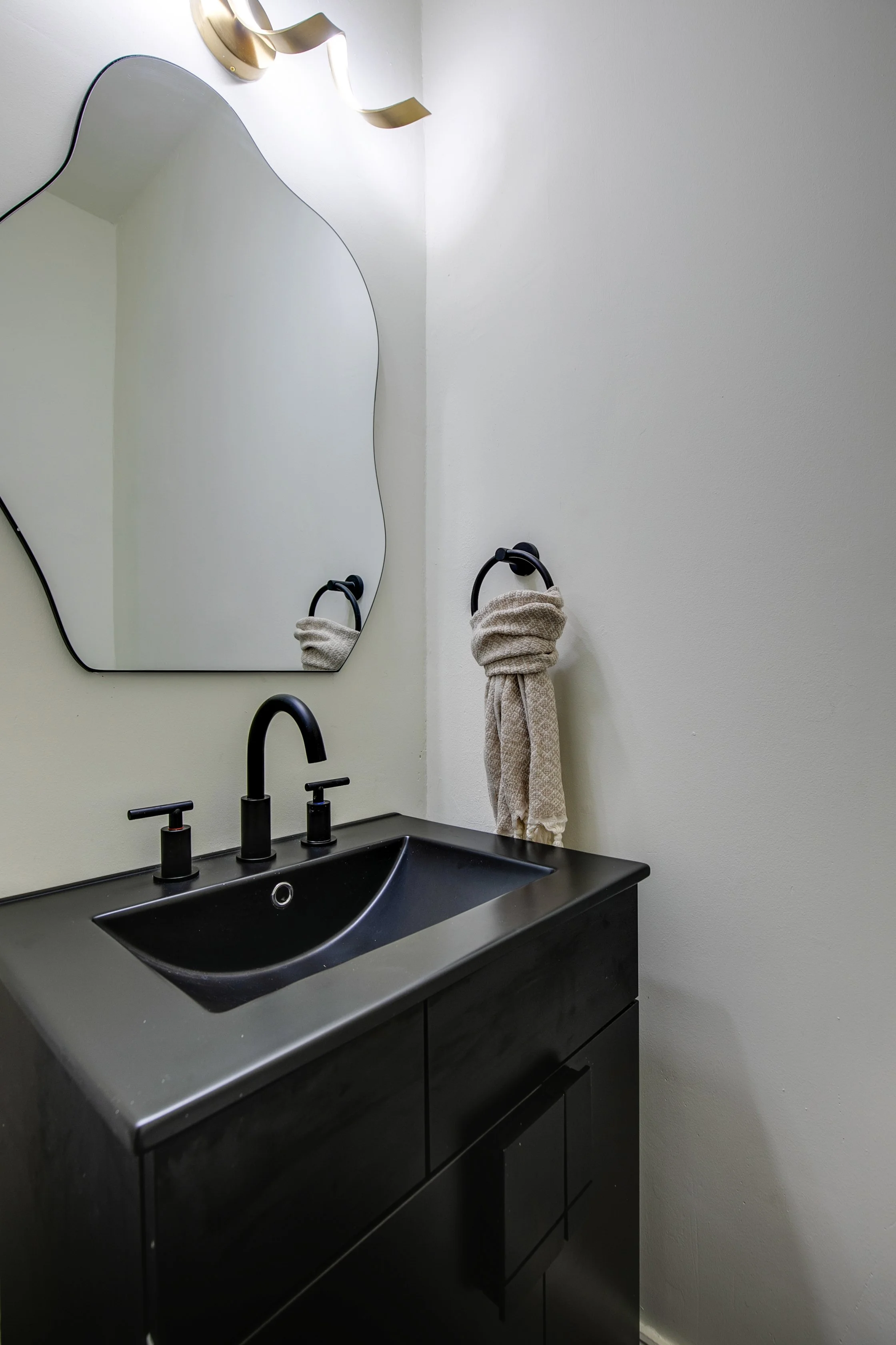 3205 Cliff Ave Interior (34 of 85).jpg