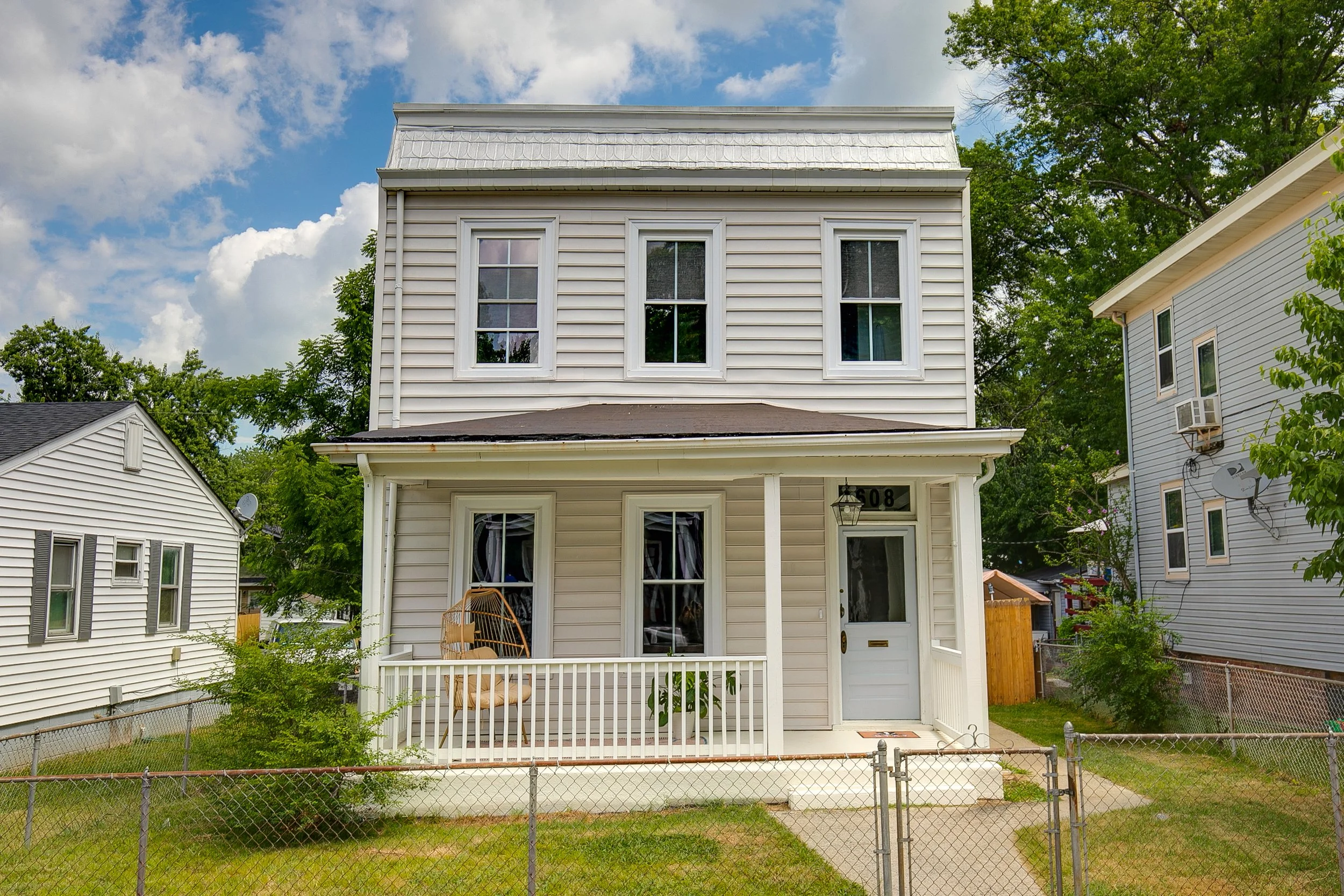 608 Pollock St (3 of 67).jpg