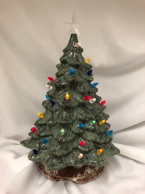 11" Lighted Christmas Tree Wednesday Workshop
