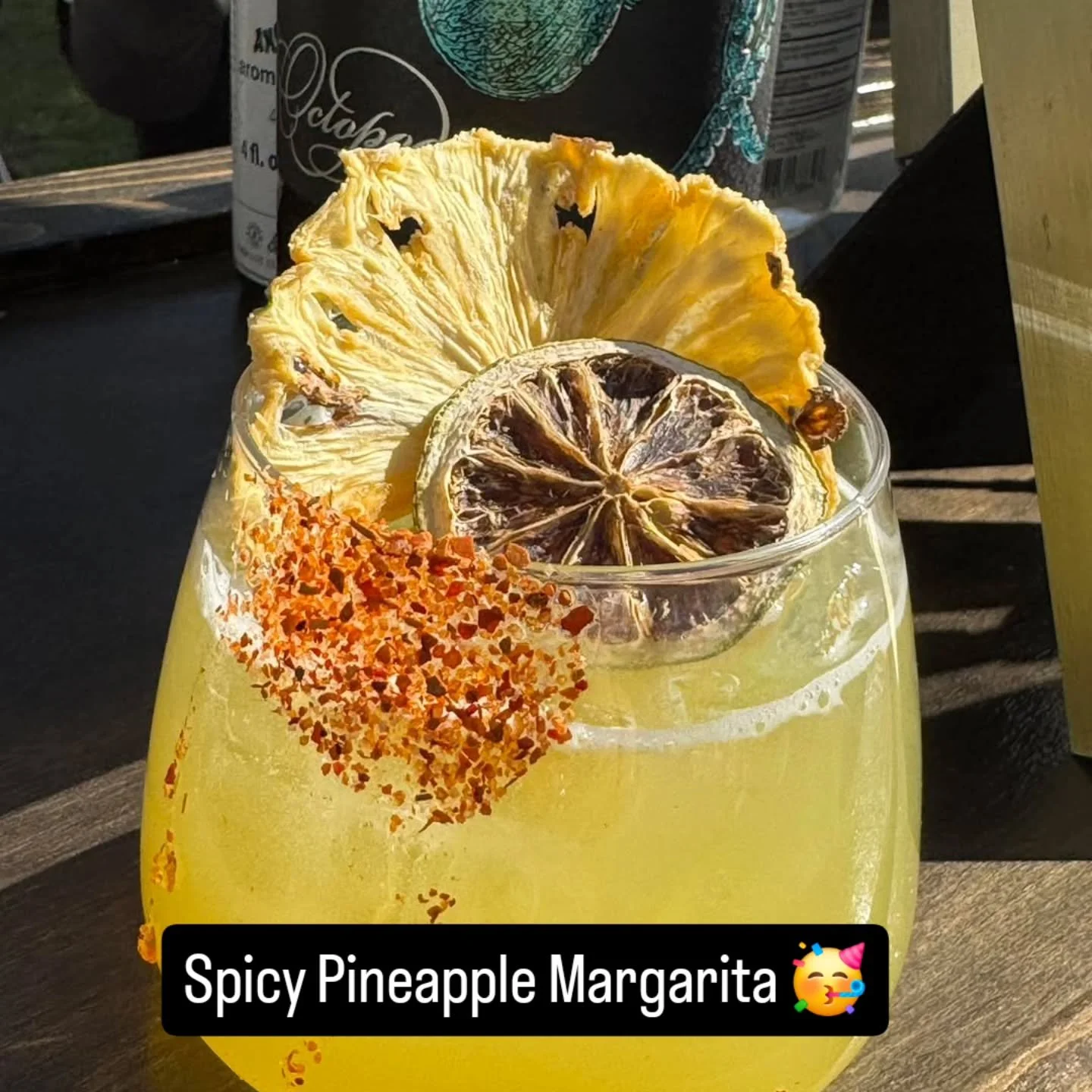 Looking for our #beaufortbride #hhibride #charlestonbride Special Promo for February when you mention THIS POST 💕 #lowcountrywedding #lowcountrybartender