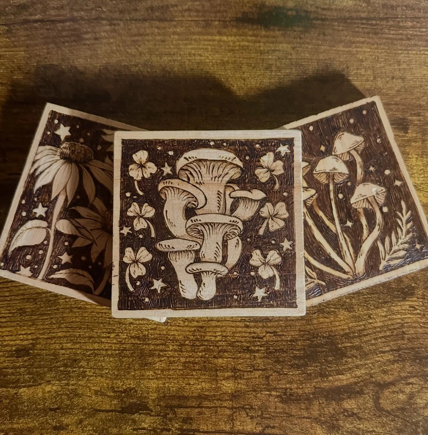 part one of &lsquo;gifts i made for friends&rsquo; this year that i am thrilled with. being able to create art with a loved one in mind is actually my favorite🥰