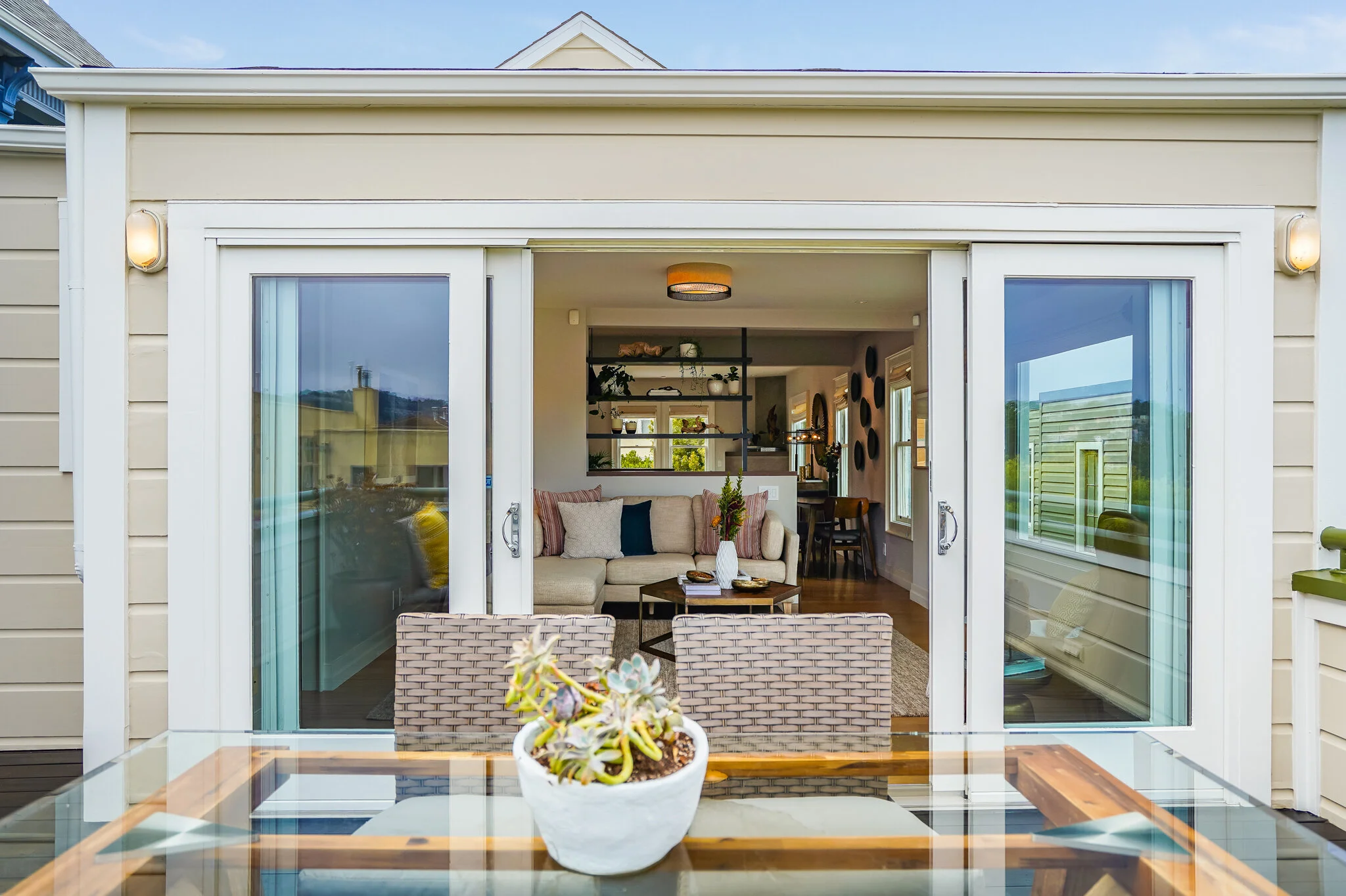 3737 16th Street - Upper Deck