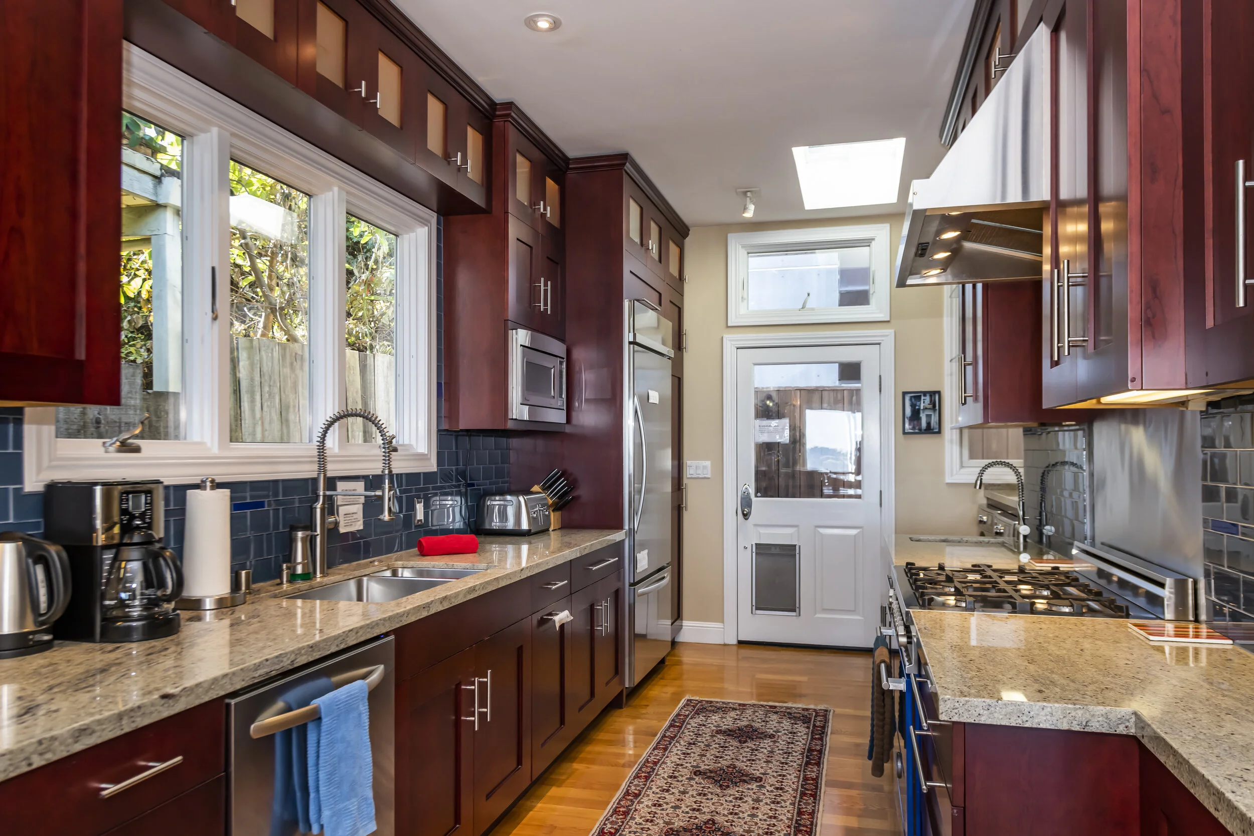 kitchen-4.jpg