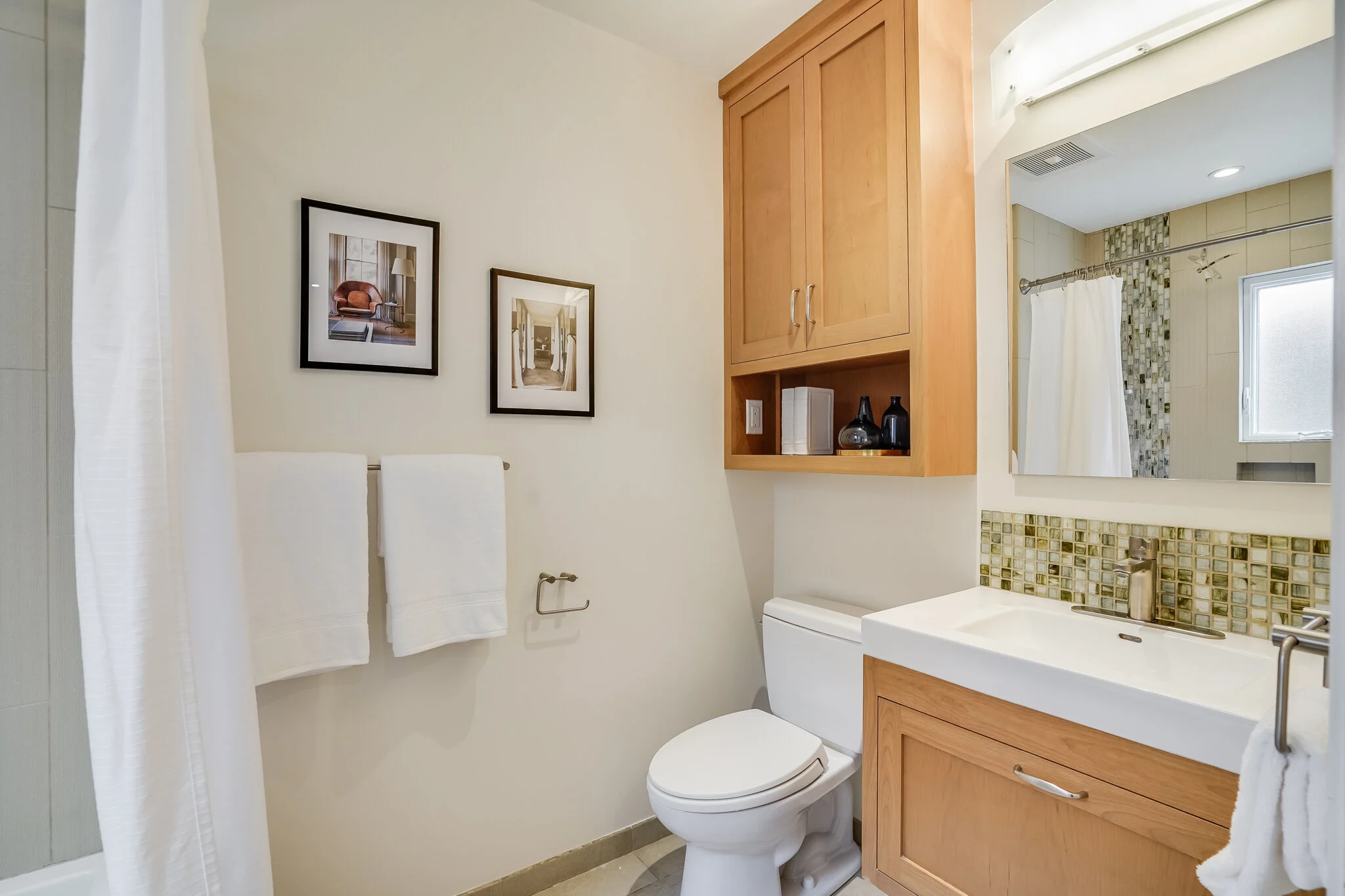 536 27th Street, Unit 3 - Guest Bathroom 1