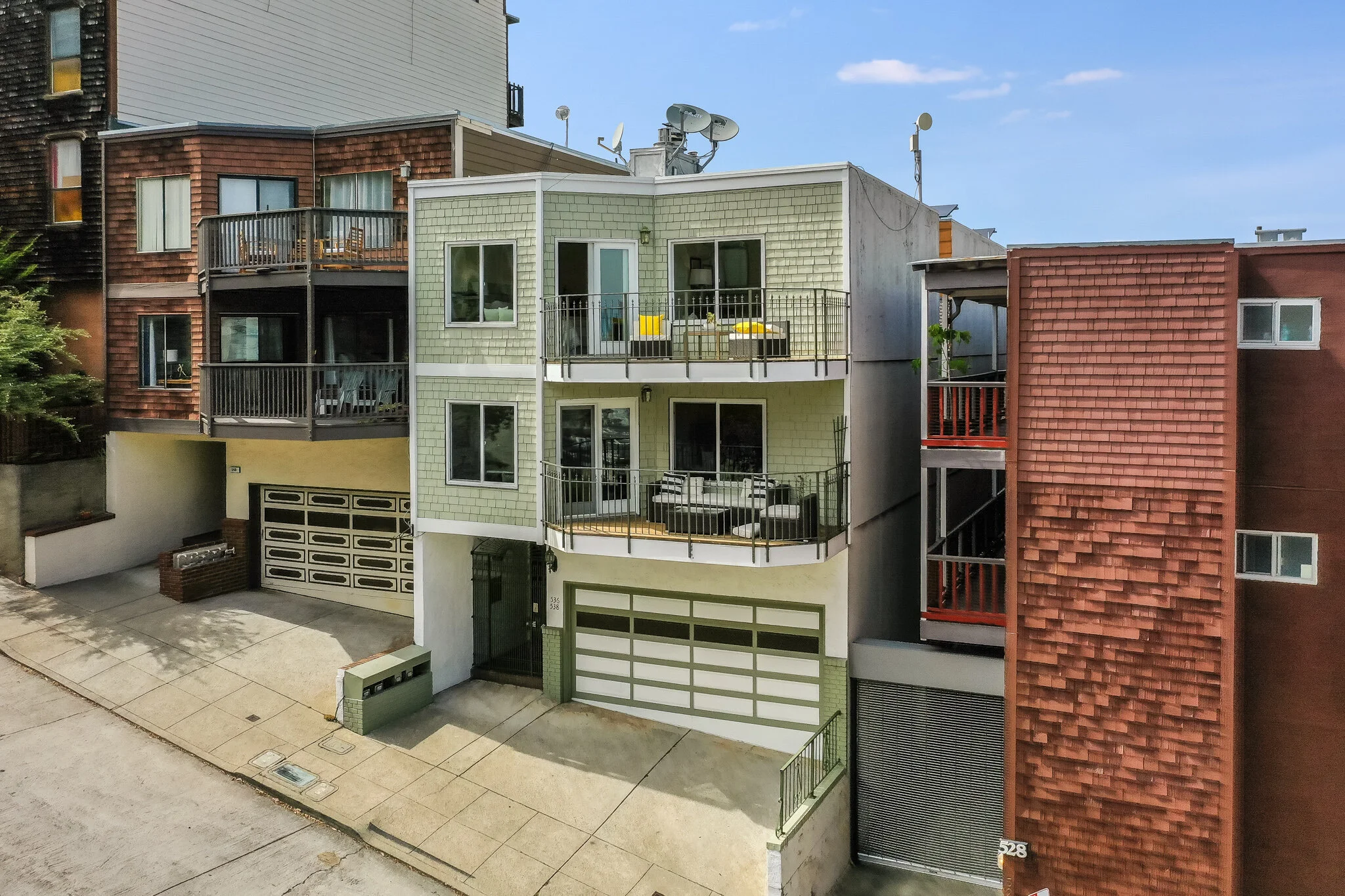 536 27th Street, Unit 3 - Façade