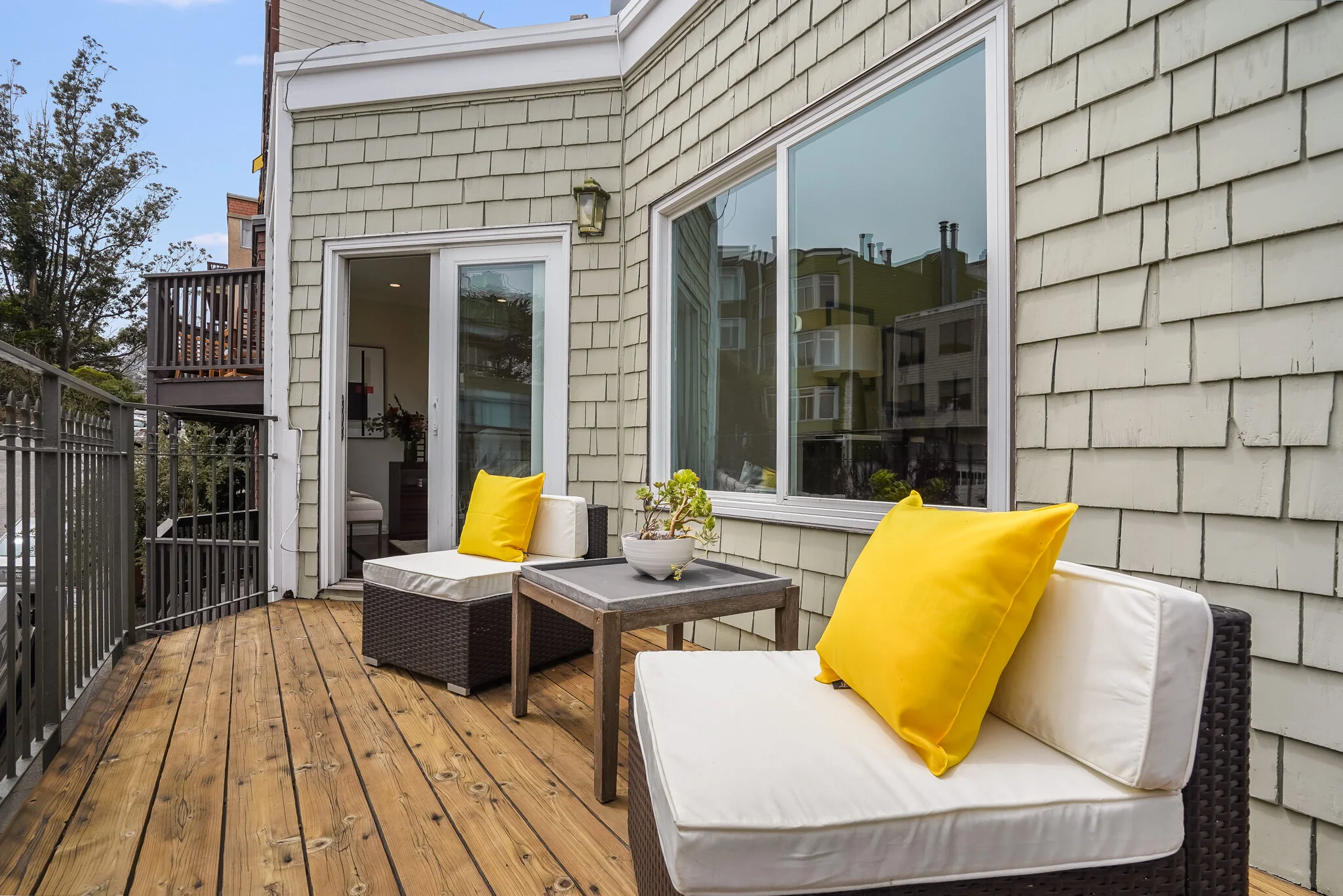 536 27th Street, Unit 3 - Primary Deck