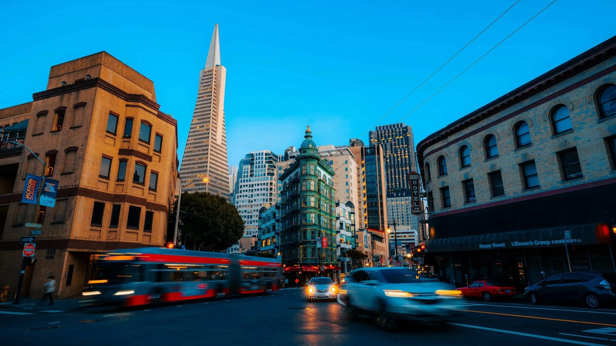 Residential street in San Francisco real estate market.
