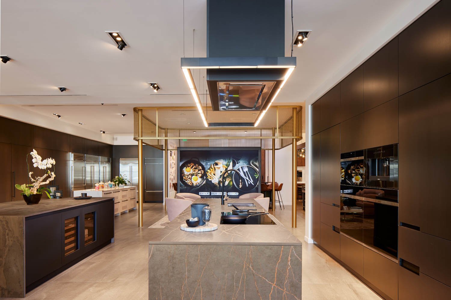  SubZero Luxury Kitchen  Beverly Hills, California 