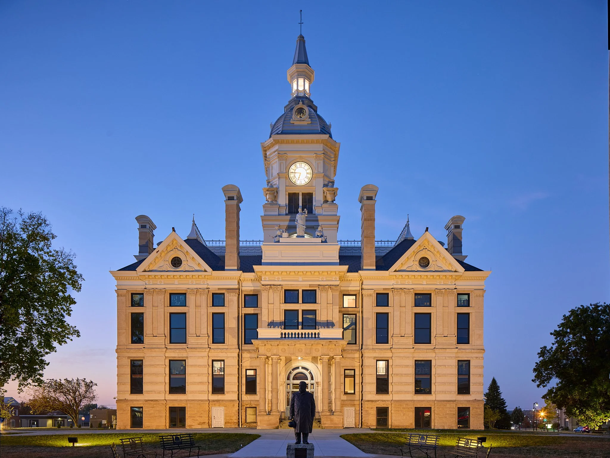  Marshall County Courthouse  Marshalltown, Iowa 