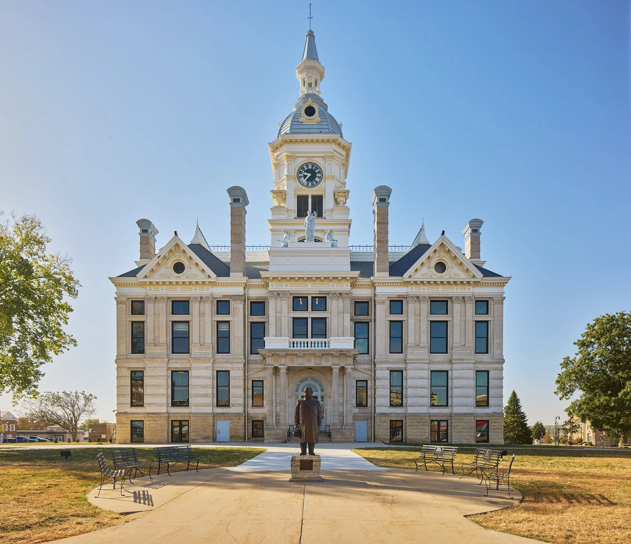  Marshall County Courthouse  Marshalltown, Iowa 