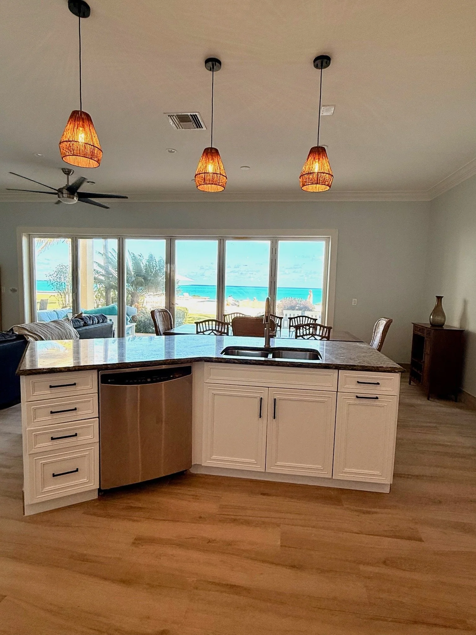 Kitchen to doors.jpeg