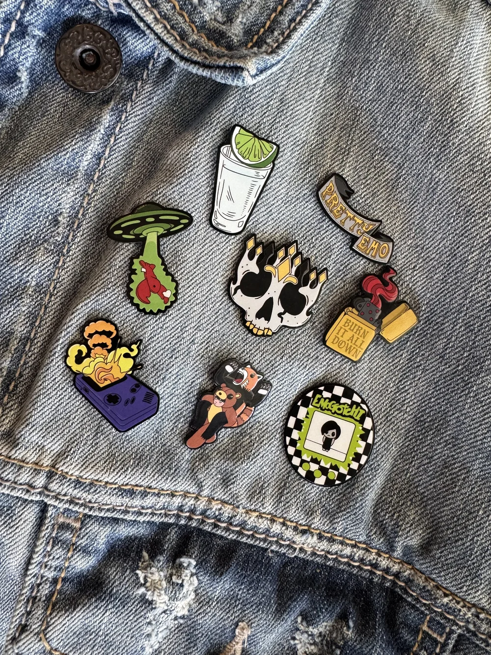 Madness of Two Pin — The Emo Alien
