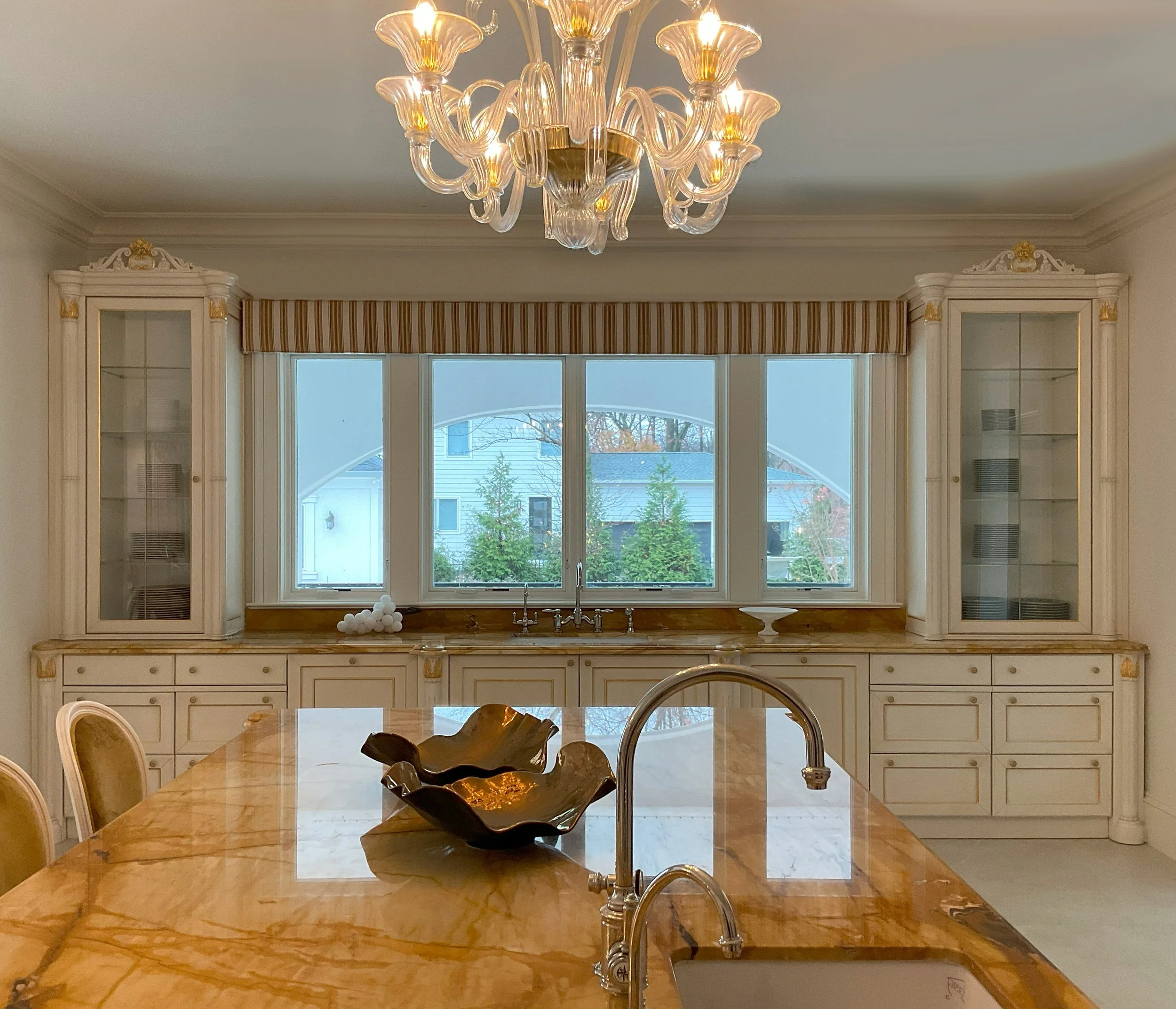Kitchen 2.jpg